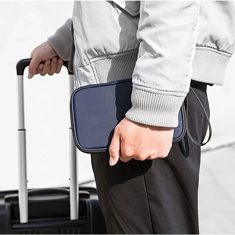 Lightweight Family Travel Pass - Women'S Accessories Wallet 评论和价格